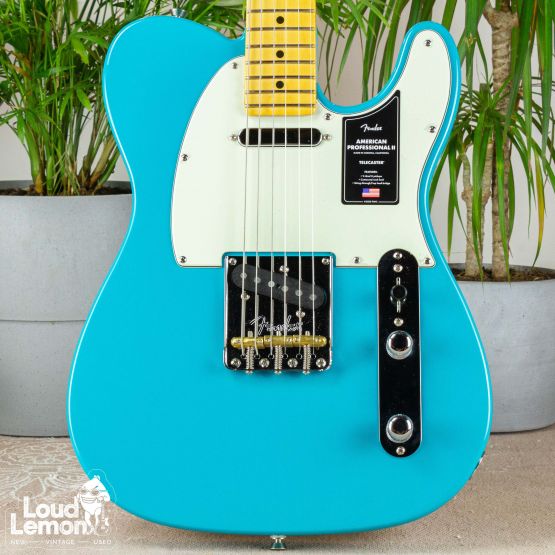 Fender American Professional ll Telecaster Miami Blue электрогитара