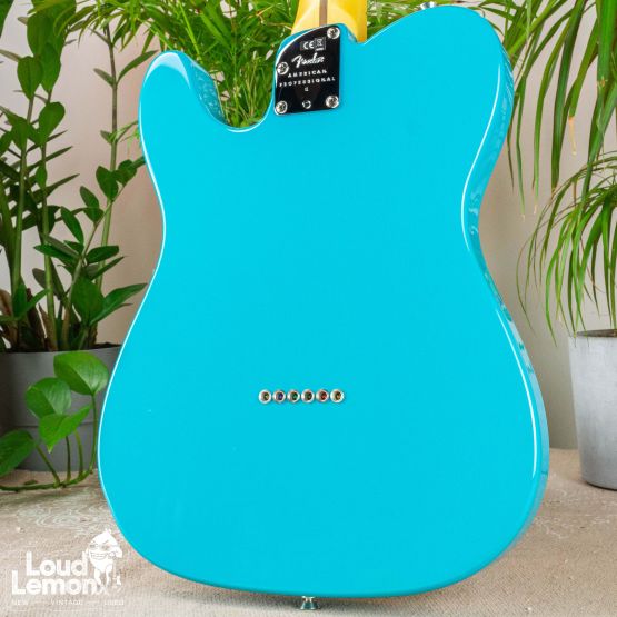 Fender American Professional ll Telecaster Miami Blue электрогитара
