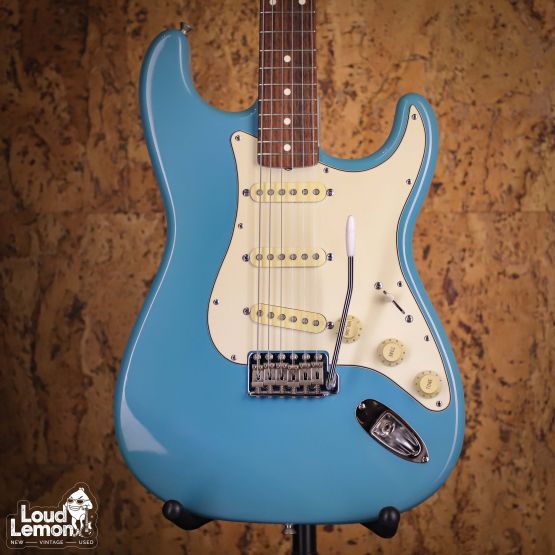 Fender ST43J Stratocaster California Blue 1999 Japan электрогитара