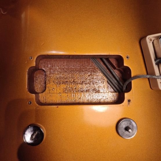 Gibson Custom Shop Historic Collection 1957 Les Paul Gold Top Reissue R7 Antique Gold 2002 USA элктрогитара