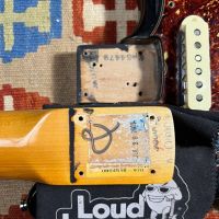 Fender AVRI '62 Jaguar w/ Mastery Bridge 3-Color Sunburst 2005 USA электрогитара