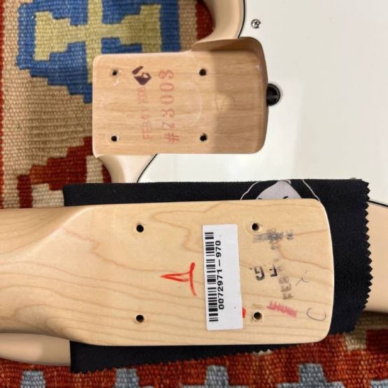 Fender Highway One Precision Bass Honey Blonde 2008 USA бас-гитара