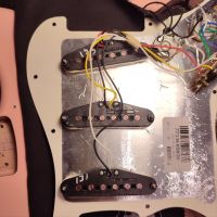 Fender Limited Edition Player Stratocaster Shell Pink 2020 Mexico электрогитара