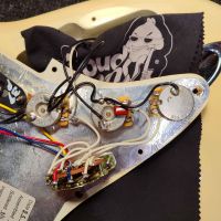 Fender American Standard Olympic White 2008 USA элекртогитара