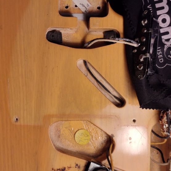Fender AVRI '52 Telecaster Antique Butterscotch Blonde 1982 USA электрогитара