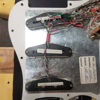 Fender Yngwie Malmsteen Stratocaster Vintage White 2007 USA электрогитара