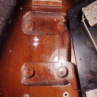 Gibson Flying V '67 Reissue w/ Maestro Vibrola Vintage Sunburst 1991 USA электрогитара