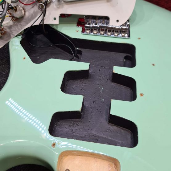 Squier Vintage Modified Stratocaster Surf Green 2011 Indonesia электрогитара