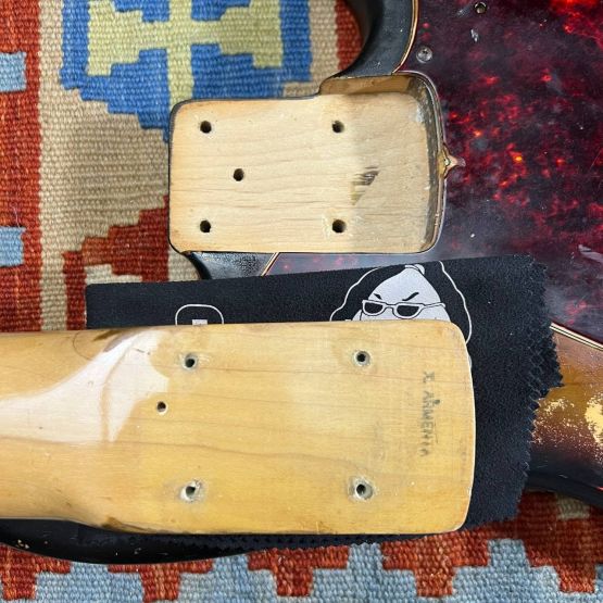 Fender Jazz Bass 3-Color Sunburst 1971 USA бас-гитара