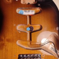 Fender Eric Johnson Stratocaster Two-Color Sunburst 2007 USA электрогитара