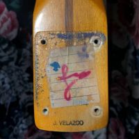 Fender AVRI '57 Stratocaster 2-Color Sunburst 1999 USA электрогитара