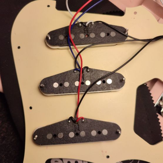 Squier Paranormal Cyclone Shell Pink 2020 China электрогитара