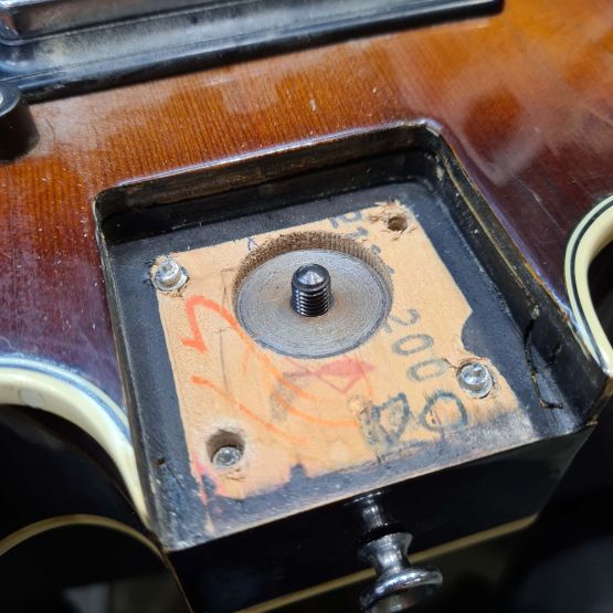 Ovation Tornado Sunburst 1968 USA электрогитара
