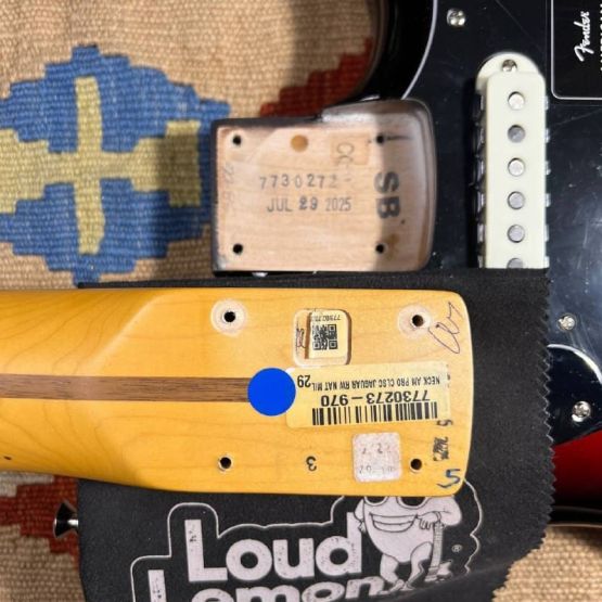 Fender American Professional Classic Jaguar 3-Color Sunburst 2025 USA электрогитара