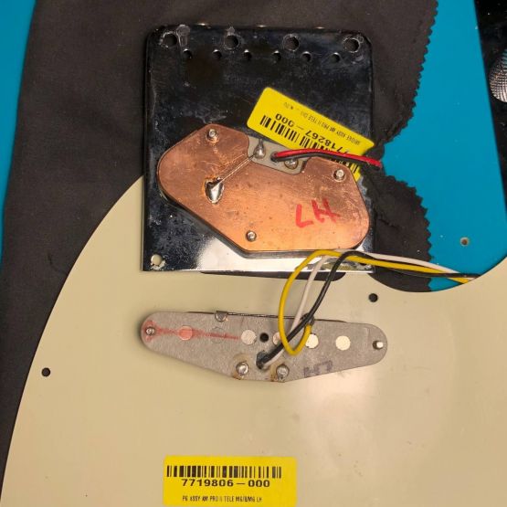 Fender American Professional II Telecaster Left-Hand Miami Blue 2021 USA электрогитара