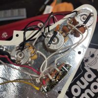 Fender Highway One Stratocaster Wine Transparent 2008 USA электрогитара