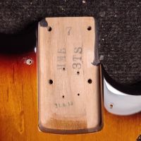 Fender Hybrid Mustang Bass 3-Color Sunburst 2019 Japan бас-гитара