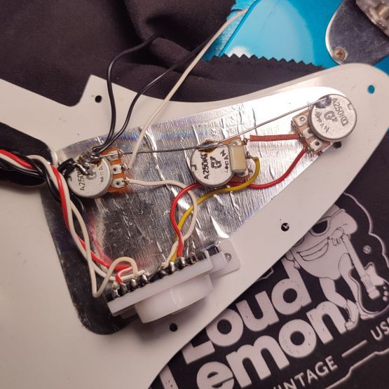 Fender ST62-65AS 40th Anniversary (63/100) Stratocaster Lake Placid Blue 1994 Japan электрогитара