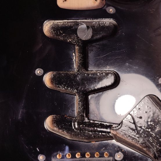 Fender AVRI '57 Stratocaster Black 1993 USA электрогитара