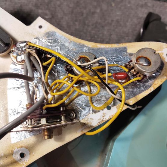 Fernandes Stratocaster Transperent Blue 1973 Japan электрогитара