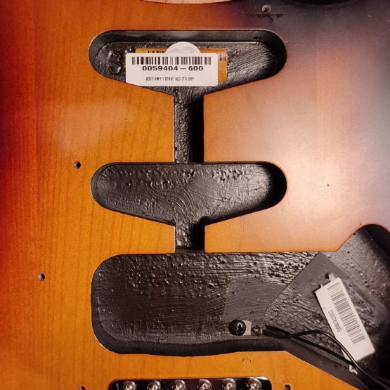 Fender Highway One Stratocaster 3-Color Sunburst 2011 USA электрогитара