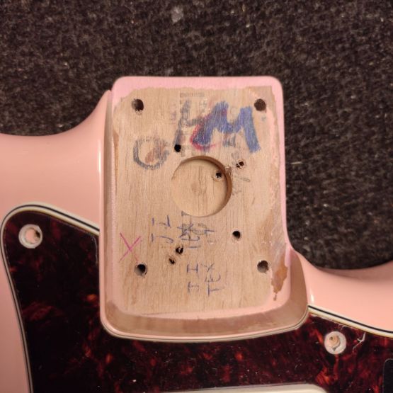 Fender Limited Edition Player Stratocaster Shell Pink 2020 Mexico электрогитара