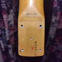 Fender MG69 Mustang Vintage White 1993 Japan электрогитара