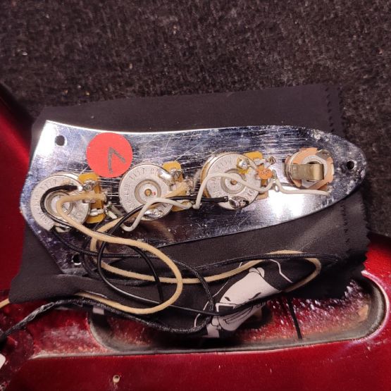 Fender American Standard Jazz Bass Candy Cola 2012 USA бас-гитара