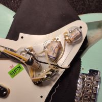 Fender Custom Shop 57 Stratocaster Wildwood Relic Surf Green 2020 USA электрогитара