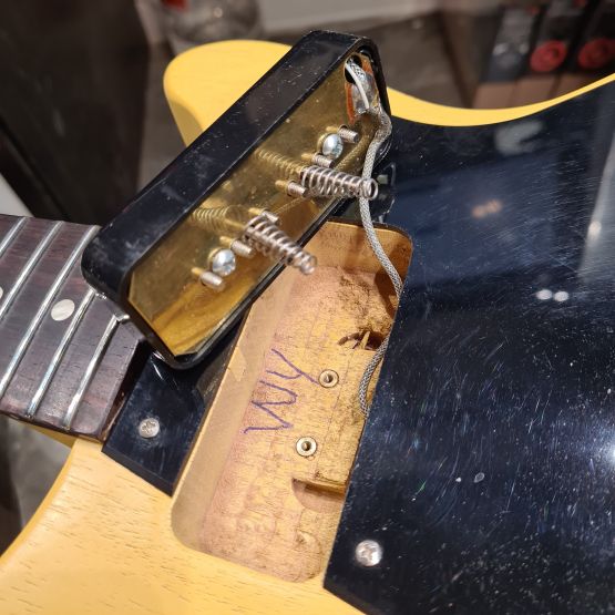 Gibson Les Paul Special Double Cutaway TV Yellow Faded 2005 USA электрогитара