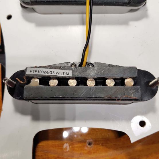 Squier Bullet Stratocaster Sunburst 2018 /w Fokin Pickup электрогитара