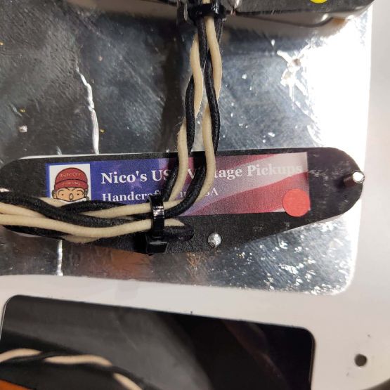 Fender American Special Stratocaster Sunburst 2009 USA электрогитара