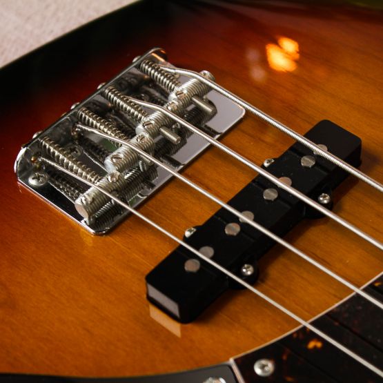 CoolZ ZJB-M1R Jazz Bass Sunburst 2009 Japan бас-гитара