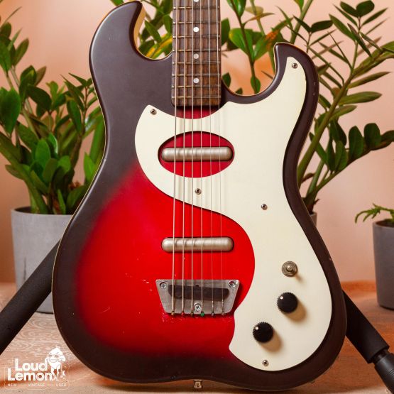 Danelectro '63 Baritone Reissue Red Burst 2003 China электрогитра