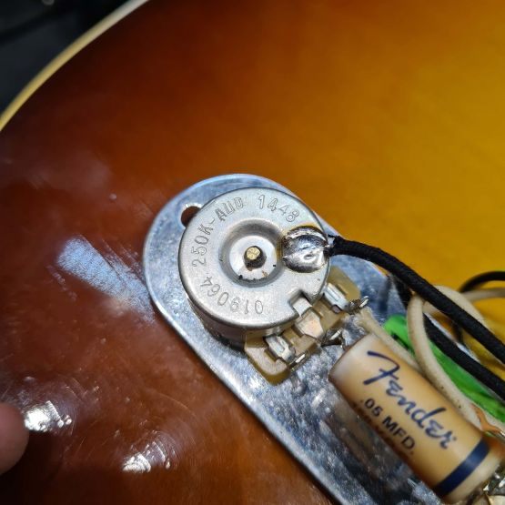 Fender Custom Shop '60 Telecaster Relic Sunburst 2015 USA электрогитара