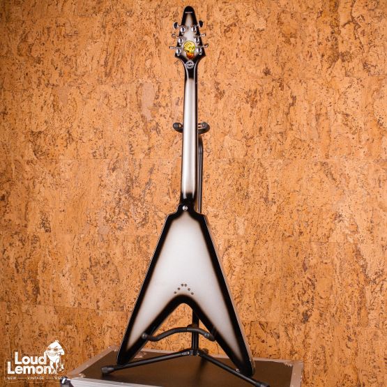 Epiphone Brent Hinds Signature Flying V Custom Silver Burst 2016 China электрогитара