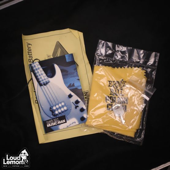 Ernie Ball Music Man StingRay 3 EQ H Natural 2001 USA бас-гитара