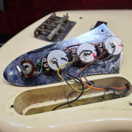 Greco Jazz Bass Vintage White 1978 Japan бас-гитара