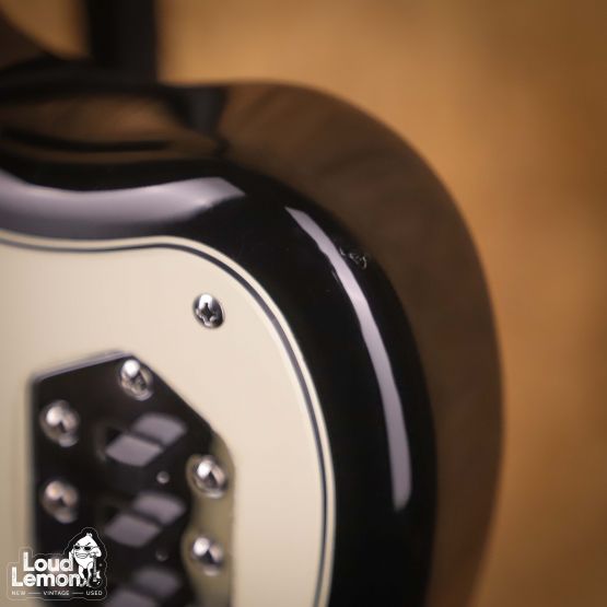 Fender 2021 Collection Traditional II 60s Jaguar Matching Head Black 2021 Japan электрогитара