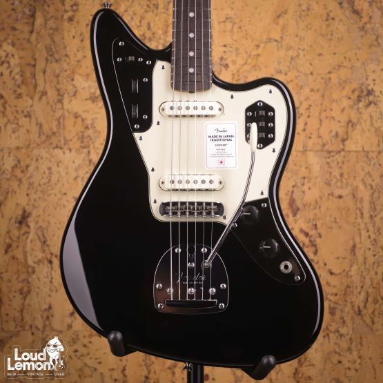 Fender 2021 Collection Traditional II 60s Jaguar Matching Head Black 2021 Japan электрогитара