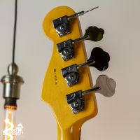 Fender 50th Anniversary Jazz Bass Candy Apple Red 2010 USA бас-гитара