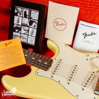 Fender 50th Anniversary U.S. Vintage Reissue '62 Stratocaster Vintage White 1996 USA электрогитара
