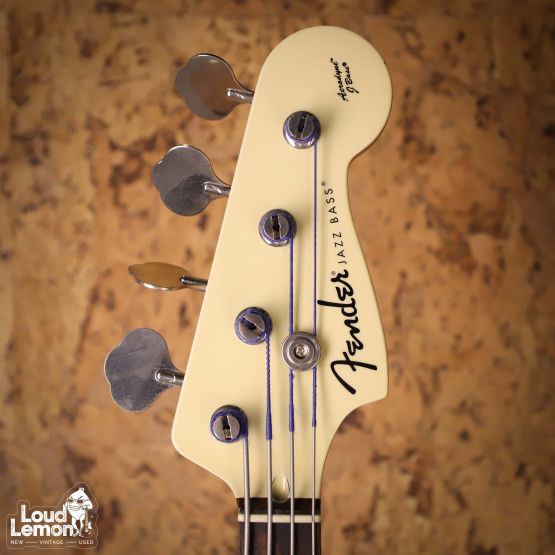 Fender AJB Aerodyne Jazz Bass Fretless Vintage White 2007 Japan безладовая бас-гитара
