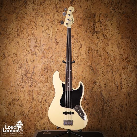 Fender AJB Aerodyne Jazz Bass Fretless Vintage White 2007 Japan безладовая бас-гитара
