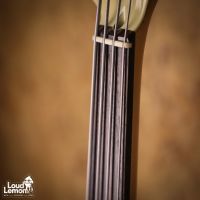 Fender AJB Aerodyne Jazz Bass Fretless Vintage White 2007 Japan безладовая бас-гитара