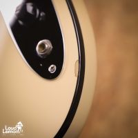 Fender AJB Aerodyne Jazz Bass Vintage White 2007 Japan бас-гитара