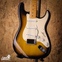 Fender AVRI '57 Stratocaster 2-Color Sunburst 1999 USA электрогитара
