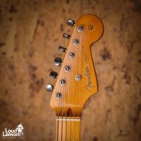 Fender AVRI '57 Stratocaster 2-Color Sunburst 1999 USA электрогитара