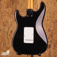 Fender AVRI '57 Stratocaster Black 1993 USA электрогитара