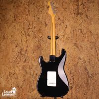 Fender AVRI '57 Stratocaster Black 1993 USA электрогитара